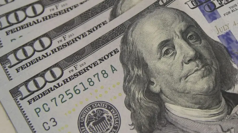 Dólar cai a R$ 5,17 com trégua no Oriente Médio
