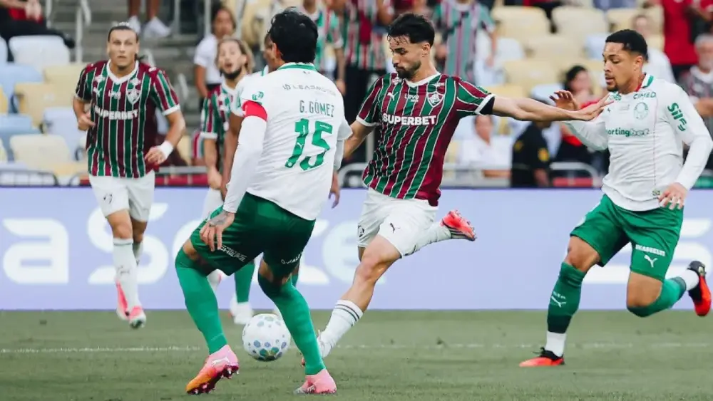 Fluminense vira sobre Palmeiras nos acréscimos e vence por 3 a 2