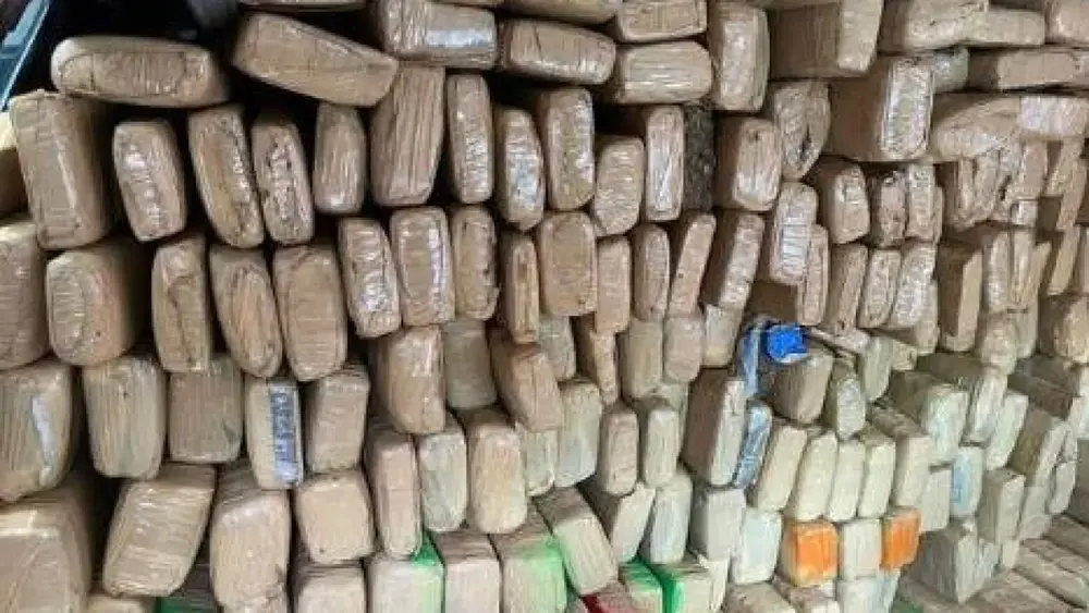 Trio é condenado por tráfico de 1,8 tonelada de maconha