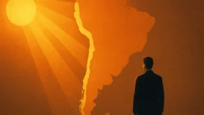 Luz de Agosto: Ruiz e a Perspectiva Chilena Única da Guerra