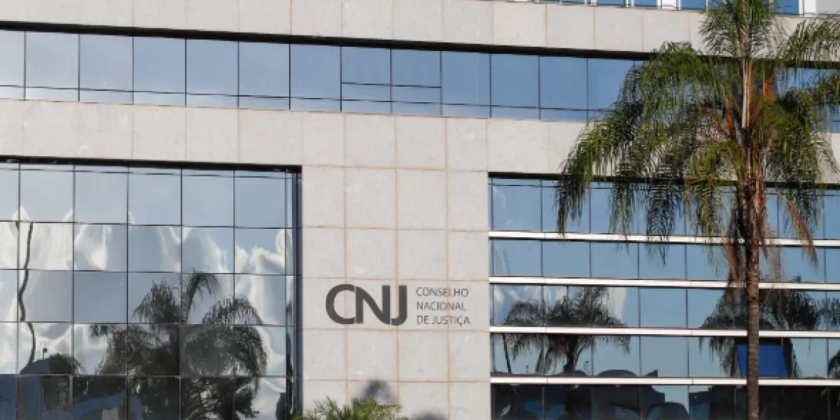 CNJ cria comissão para revisar salários da magistratura