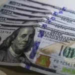 Dólar fecha a R$ 5,17 com tensão no Oriente Médio