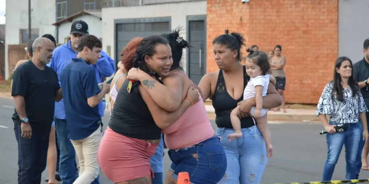 Adolescente morre atropelado ao sair da escola em Campo Grande